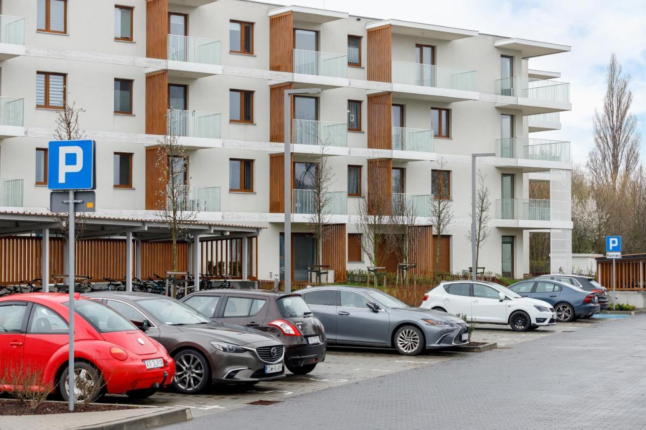 Lema Apartment Near Tauron Arena By Renters Prestige Krakow Bagian luar foto